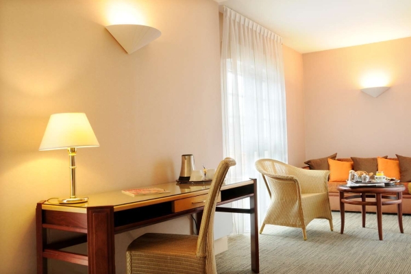 Best Western Poitiers Centre Grand Hotel